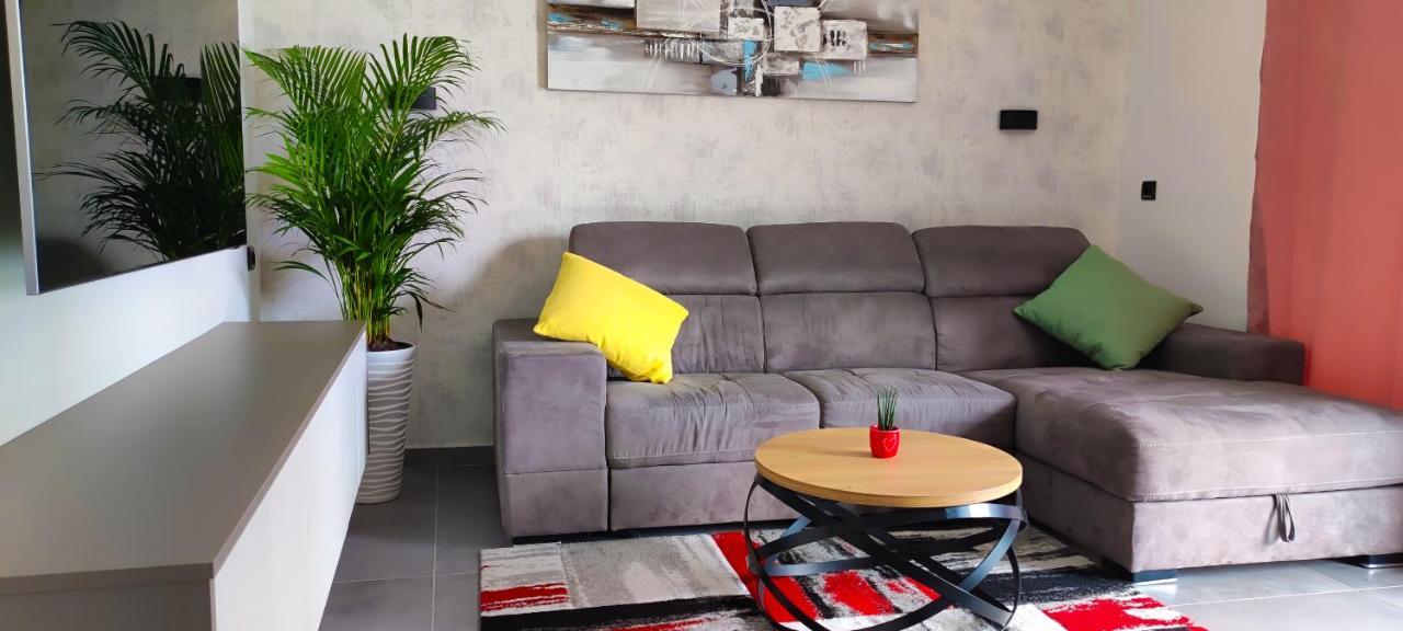 Apartment Denis Krk Town Luaran gambar